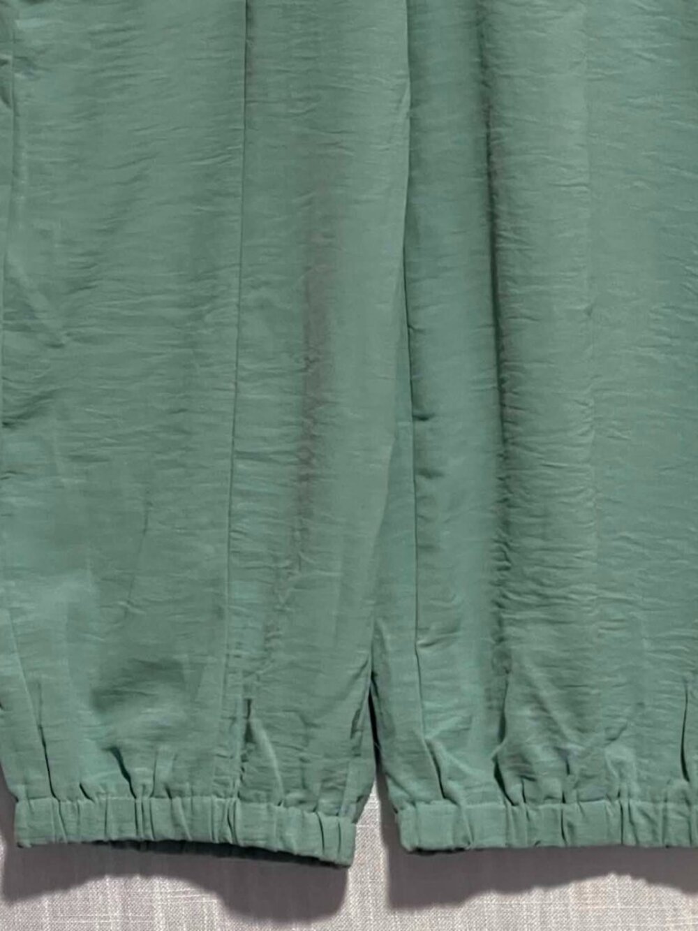 NWOT Cupshe Cami V-Neck Jumpsuit Sage Green Size XS - Picture 7 of 13